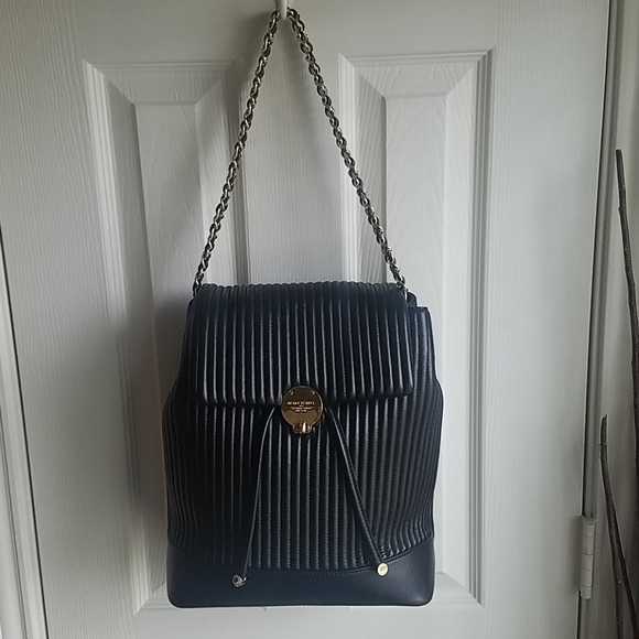 Henri bendel backpack - Picture 1 of 16